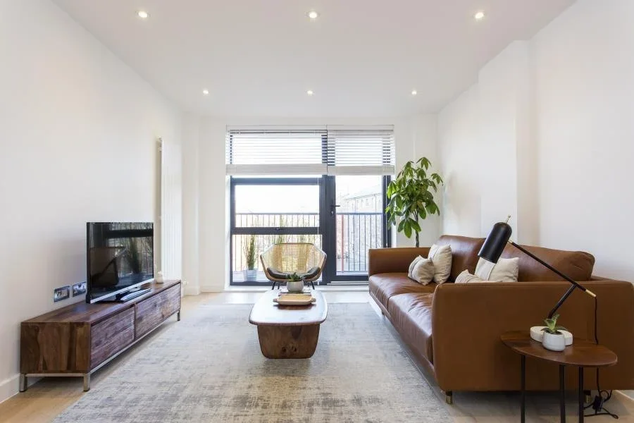 Flat Fairfield Road in Greater London