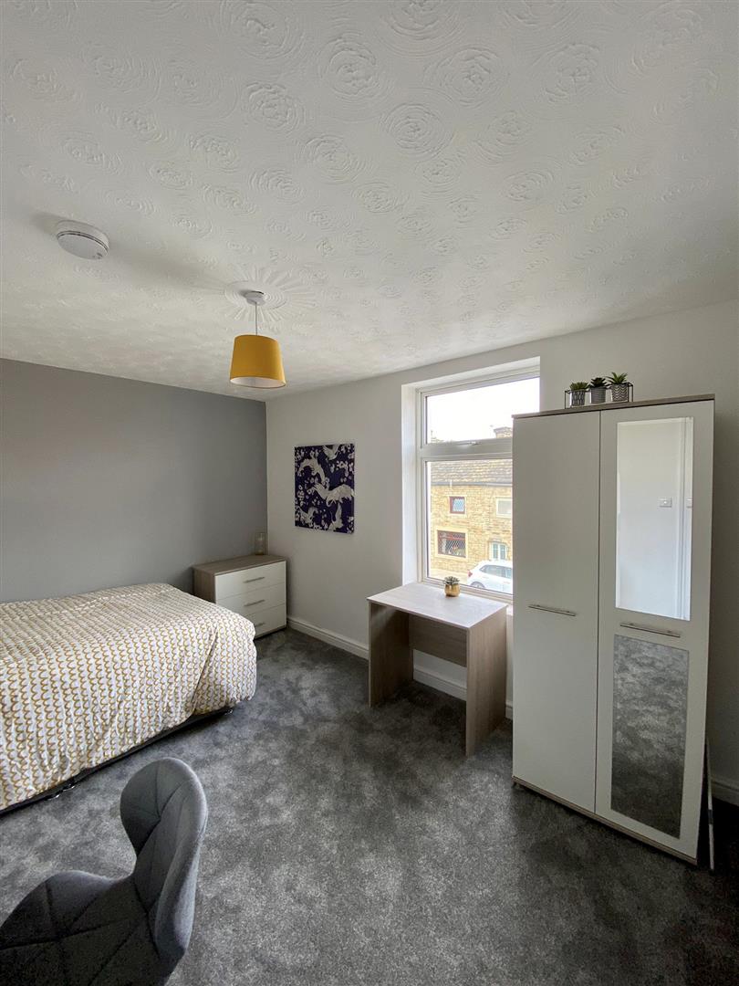 Flat Briercliffe Road in Burnley