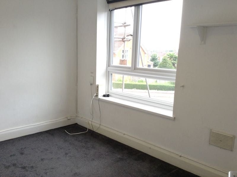 Flat Batchley Road in Redditch