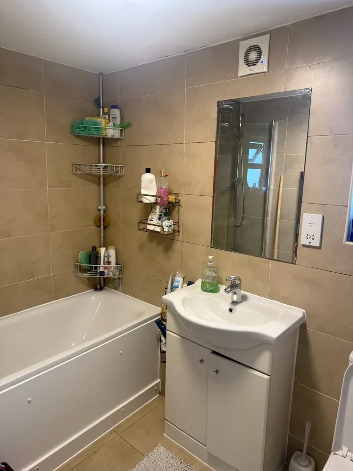 Room Olinda Road in Greater London