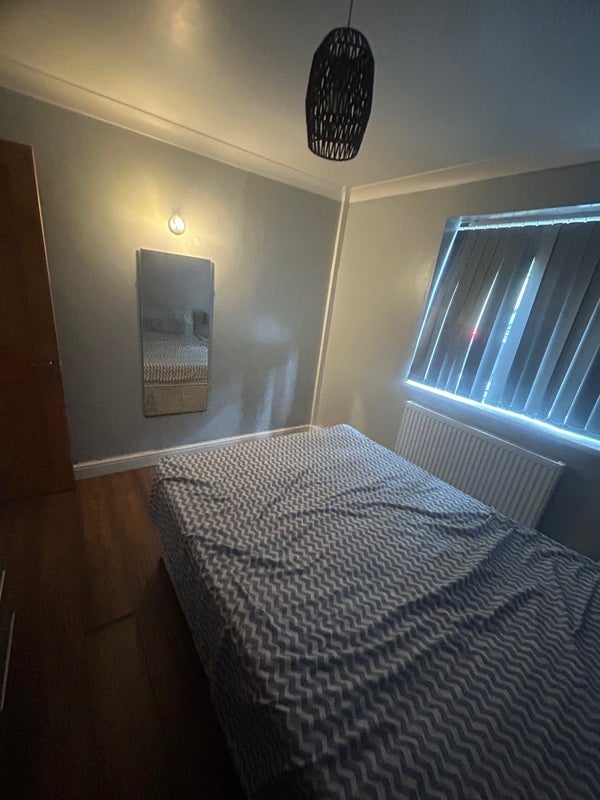 Room Bradford Road in Bradford