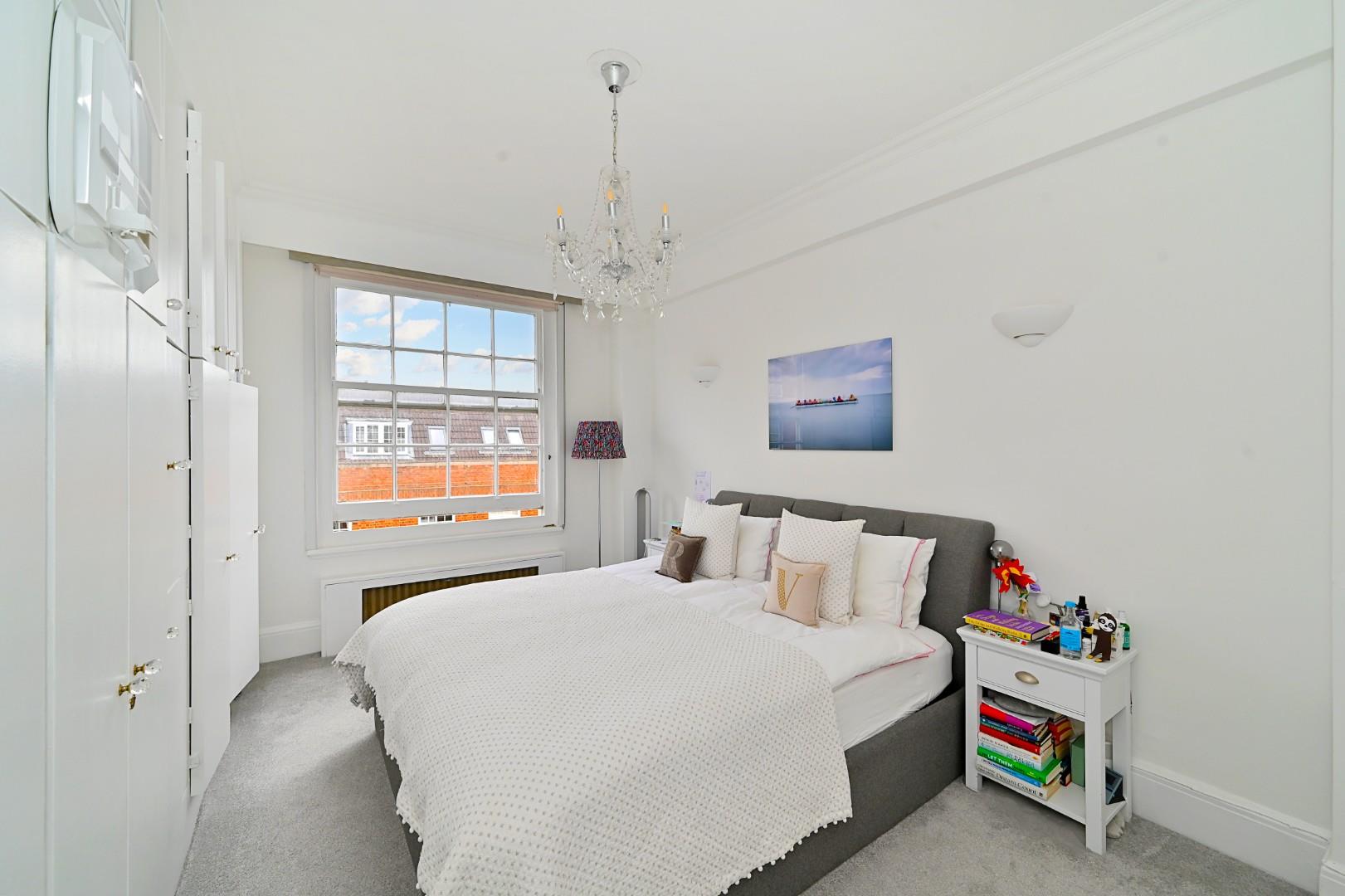 Flat Baker Street in City of Westminster