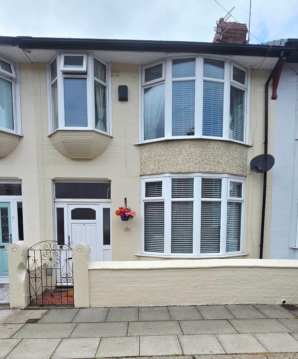 House Lyncot Road in Liverpool