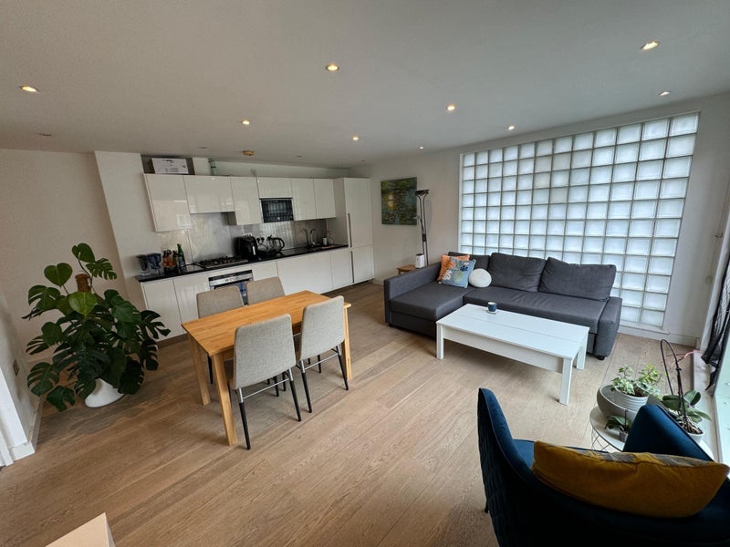 Room Abbey Road in Greater London