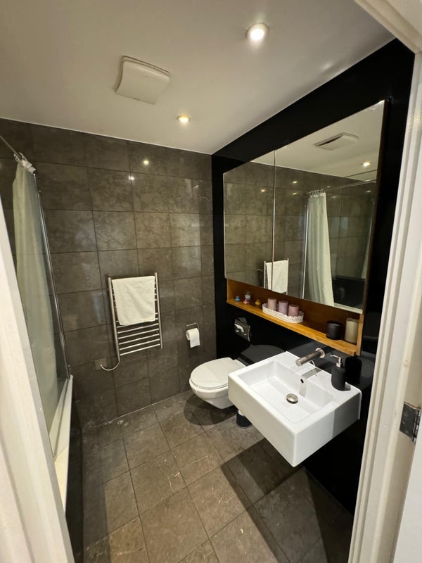 Room Abbey Road in Greater London