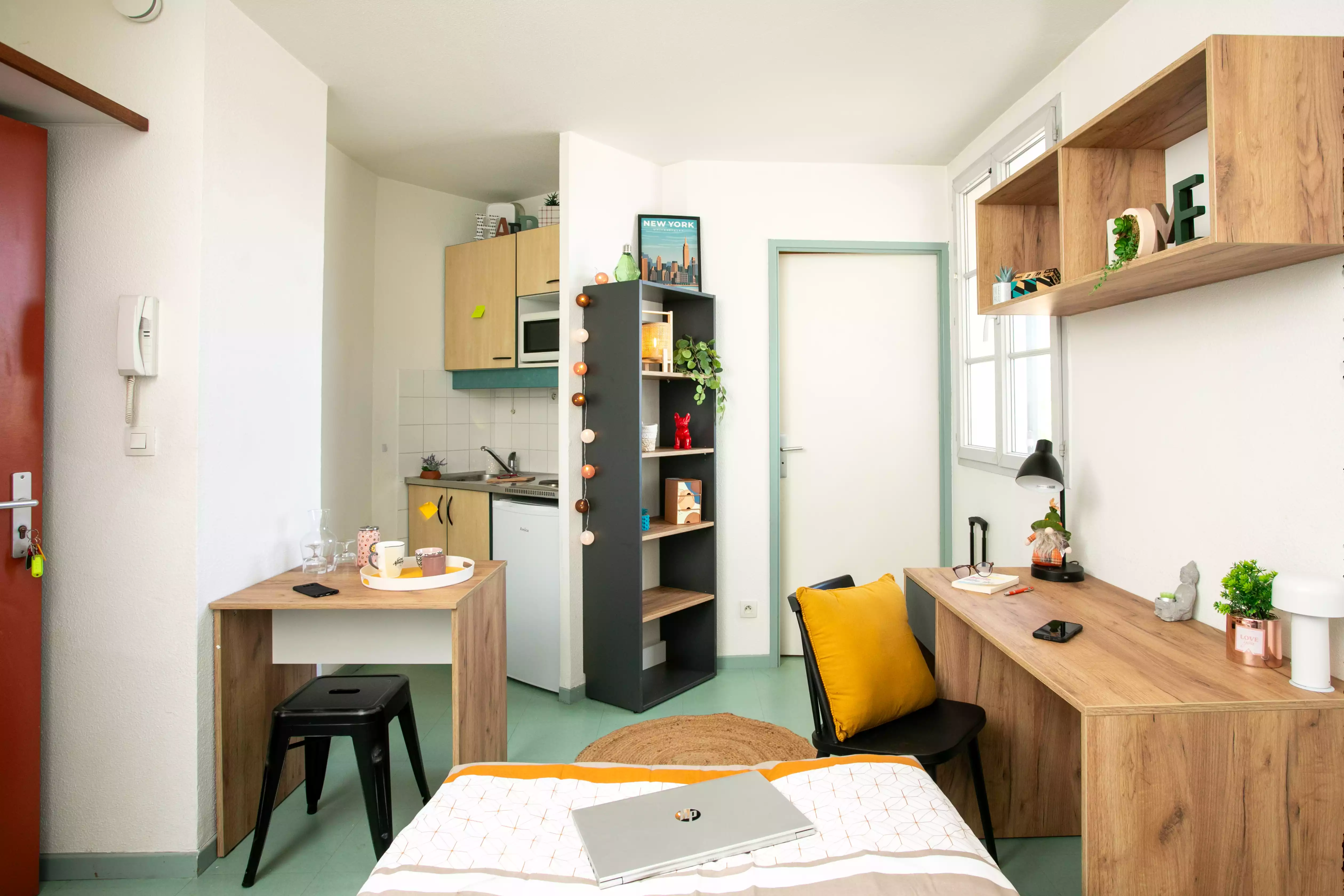 Flat Rue Jacques Prévert in Saint-Denis-lès-Bourg
