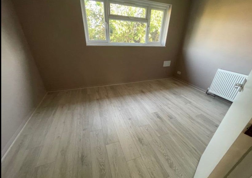 House Aplin Way in Greater London