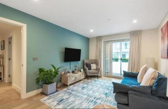 Flat Love Lane in Greater London