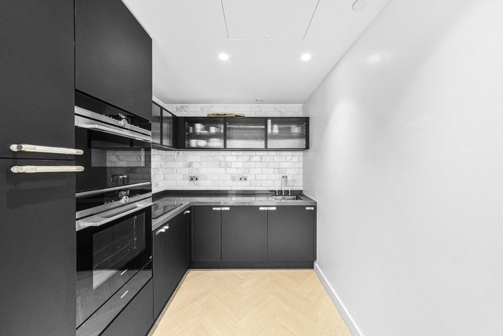 Flat Earl Street in Greater London