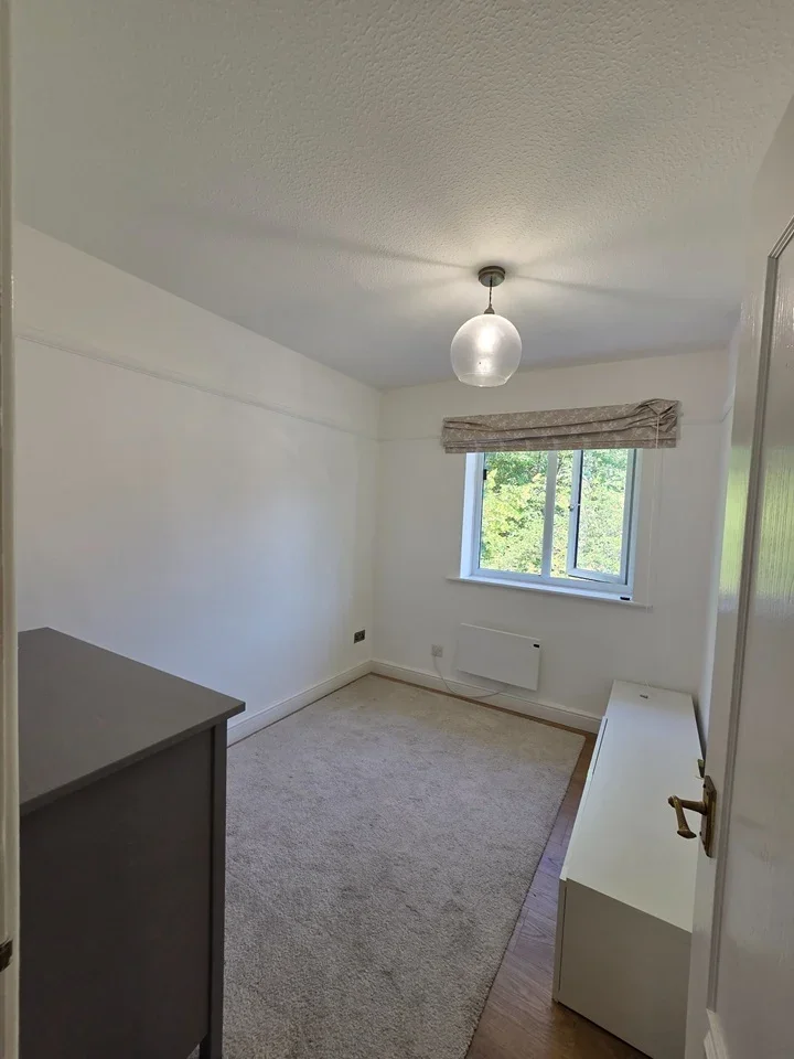 Flat Lockett Gardens in Salford