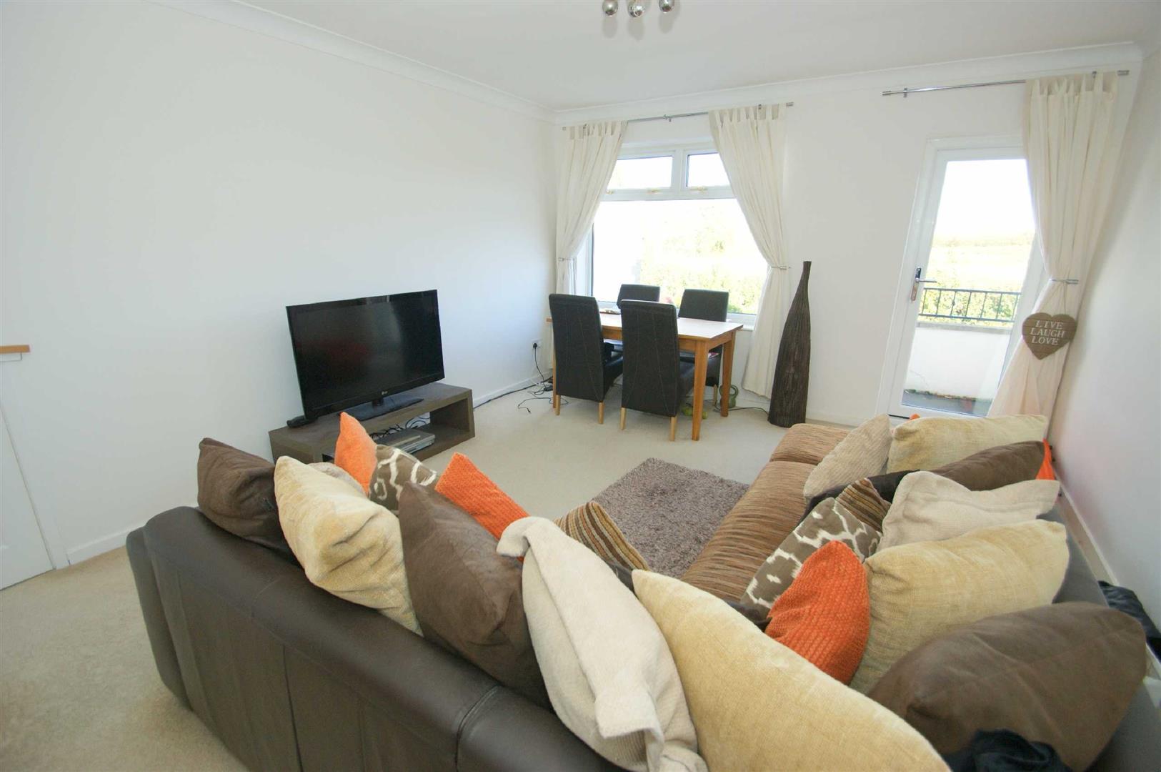 Flat Avon Court in Leeds
