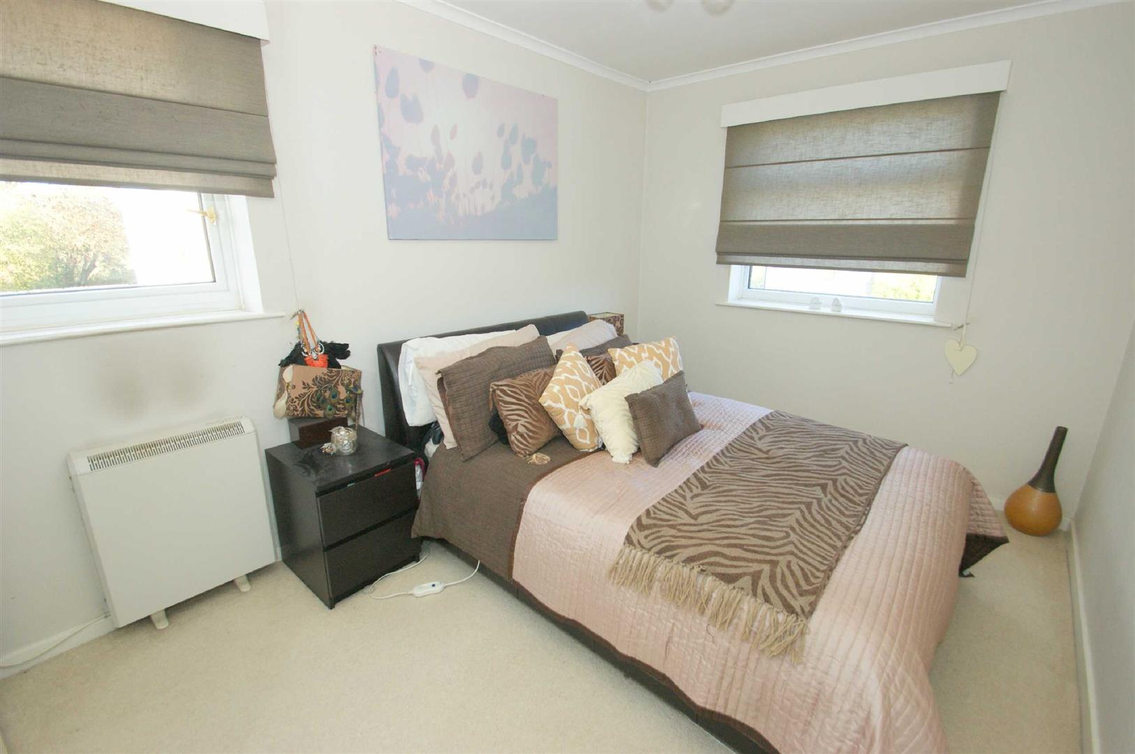 Flat Avon Court in Leeds