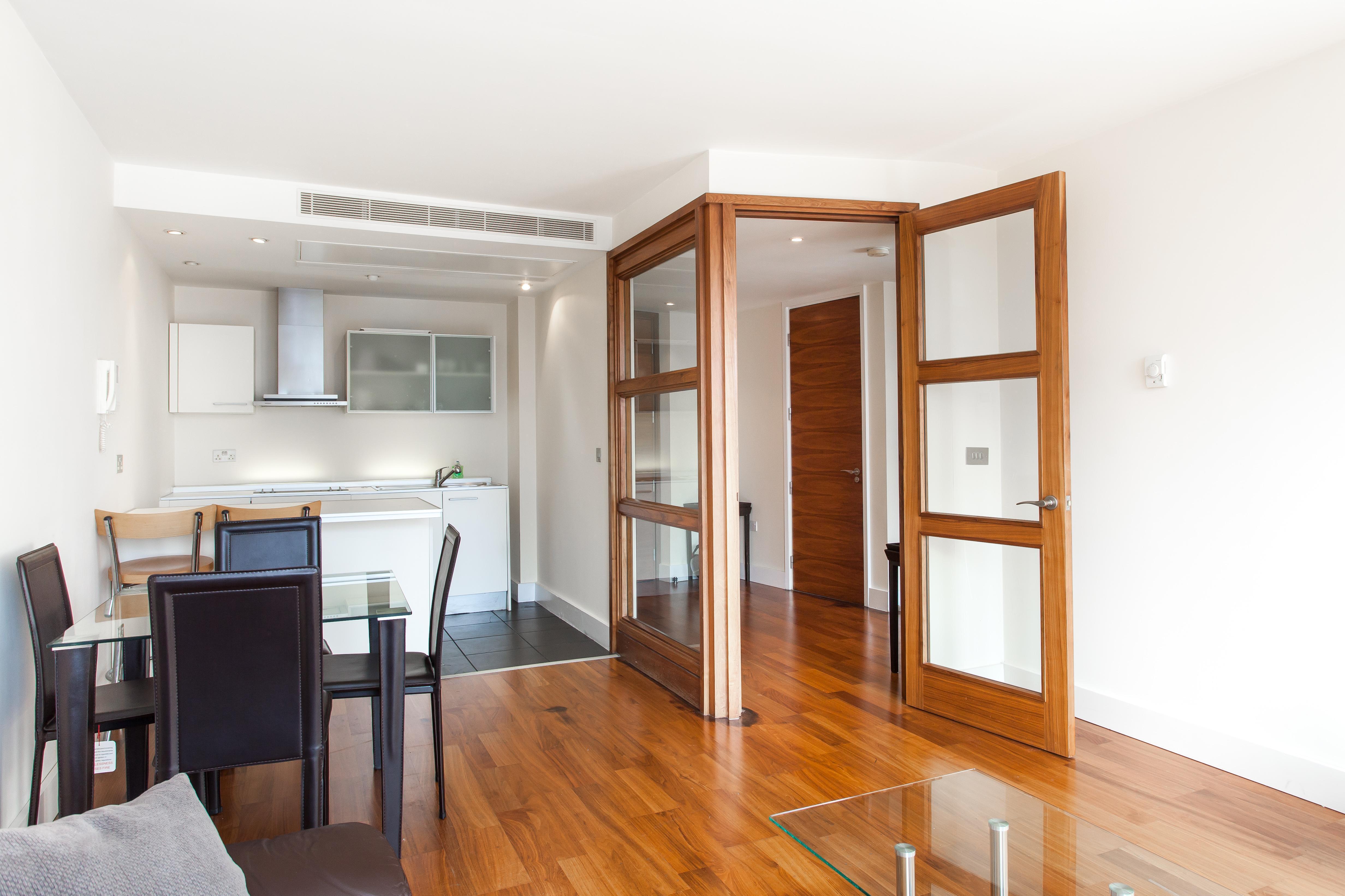 Flat Praed Street in City of Westminster