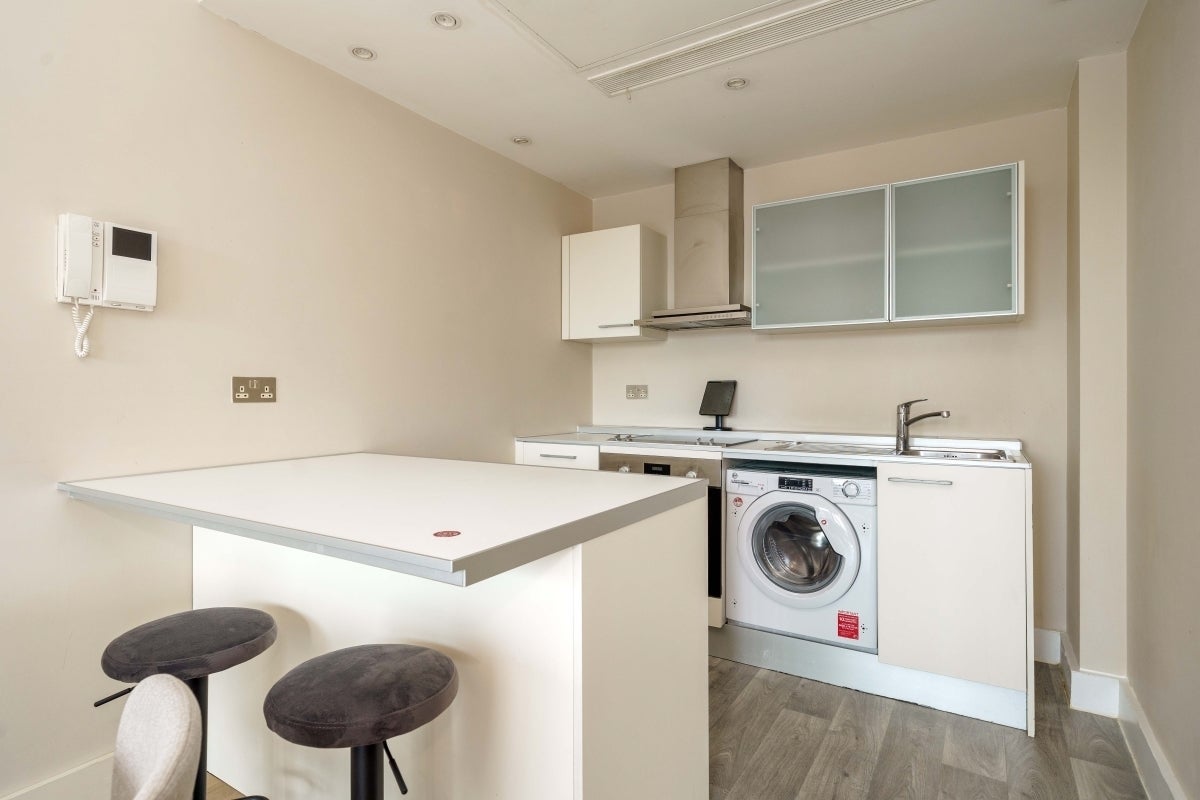 Flat Praed Street in City of Westminster
