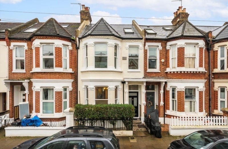 House Gaskarth Road in Greater London