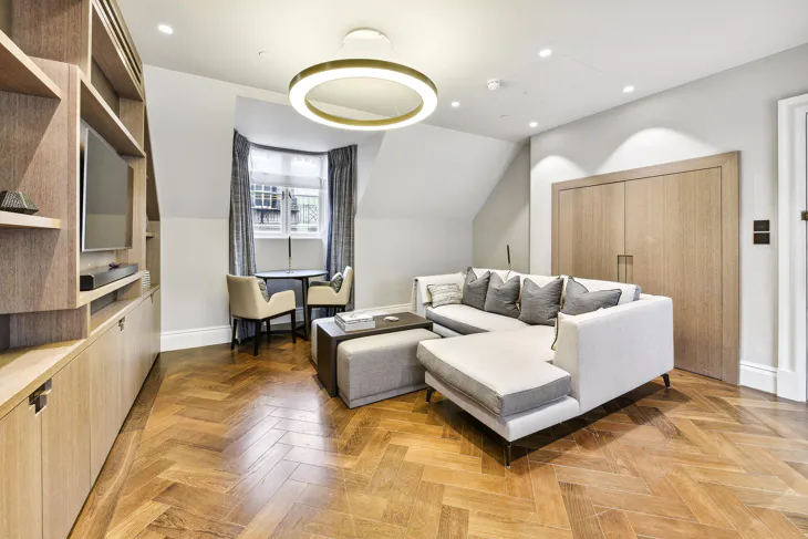 Flat Bury Street in City of Westminster