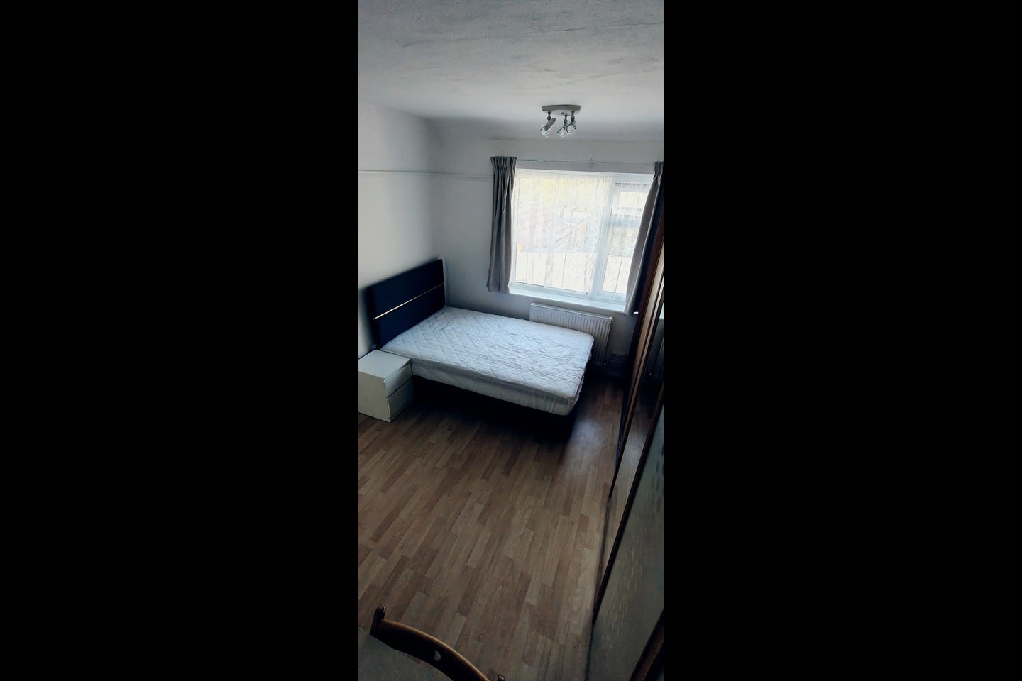 Room Woodrow Close in Greater London