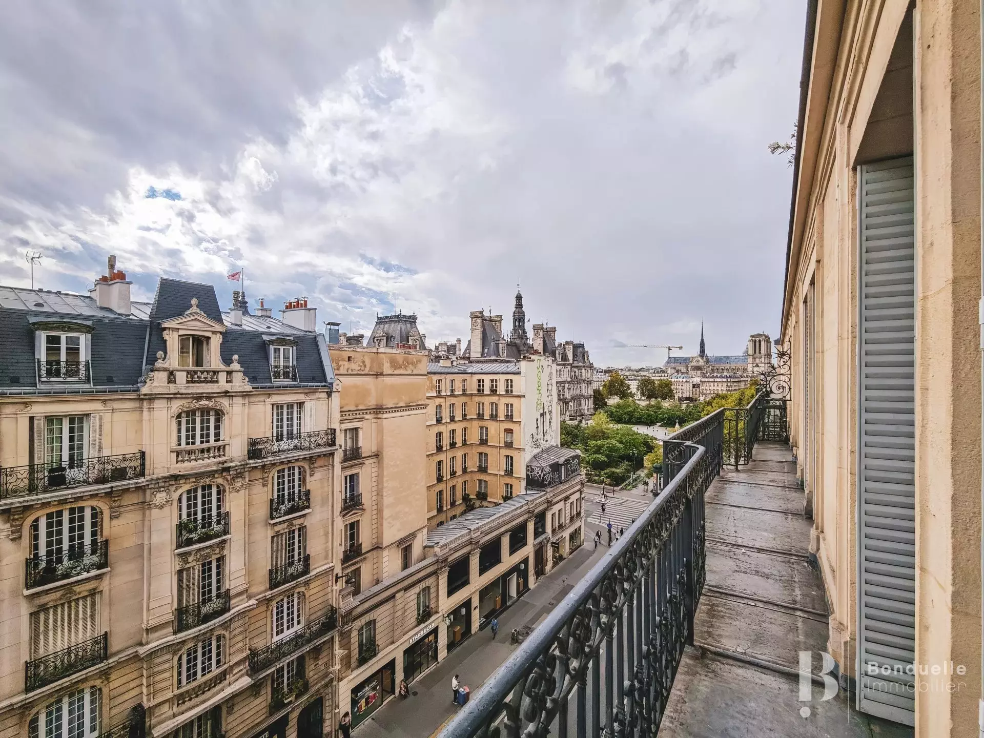 Flat Rue du Renard in Paris