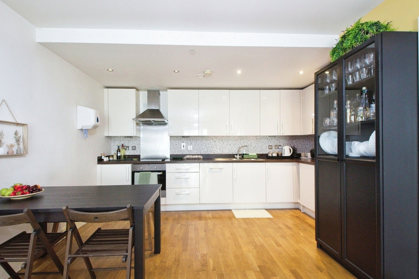Flat Grand Depot Road in Greater London