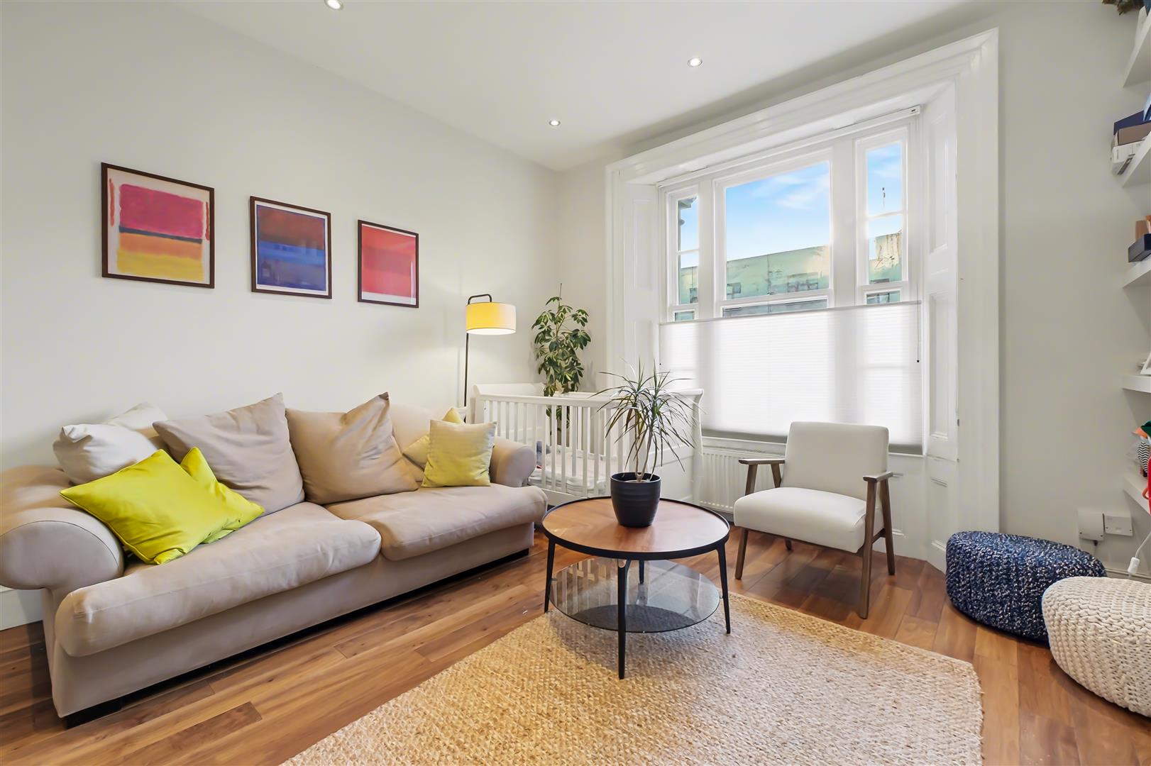 Flat Belsize Road in London