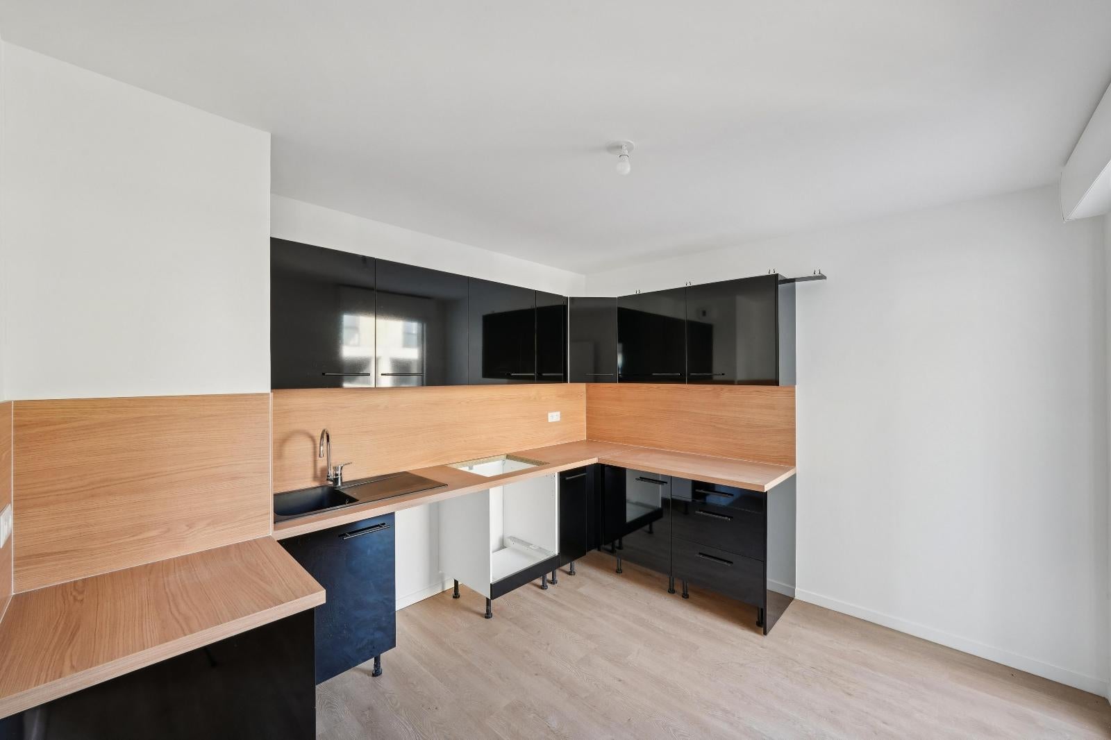 Appartement Rue des Queyries à Bordeaux