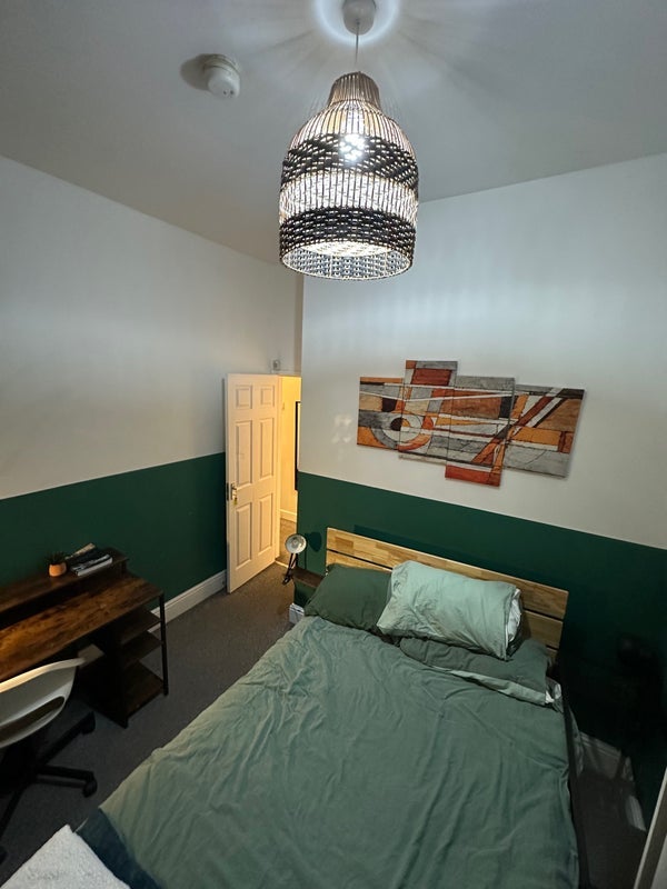 Flat Hartington Road in Liverpool