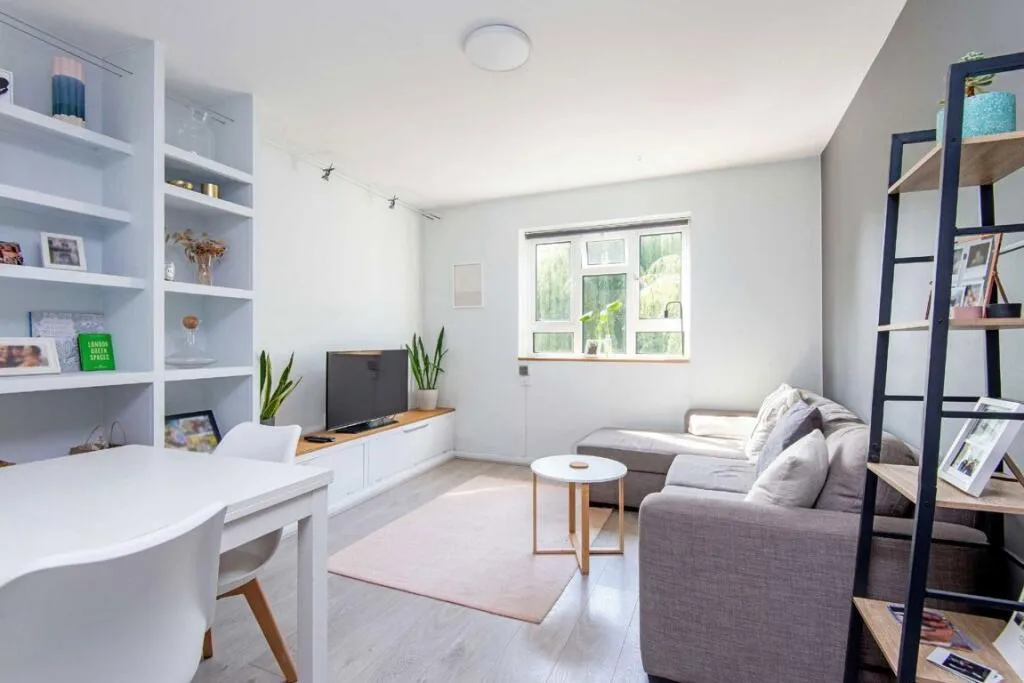 Flat Astey's Row in Greater London