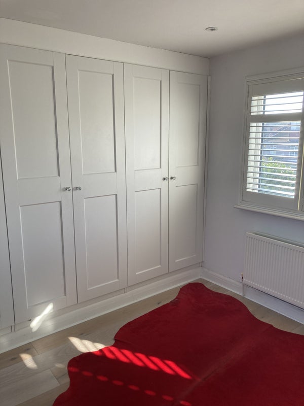 Room Sandy Way in Greater London