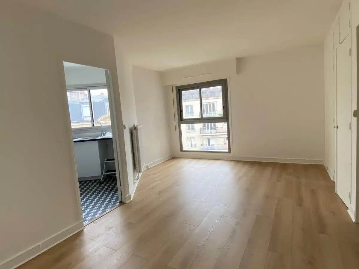 Flat Rue de Montreuil in Paris