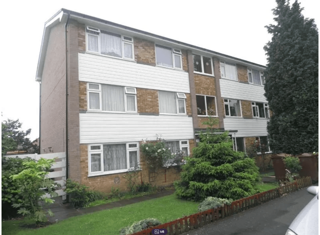 Flat Nicola Close in Greater London
