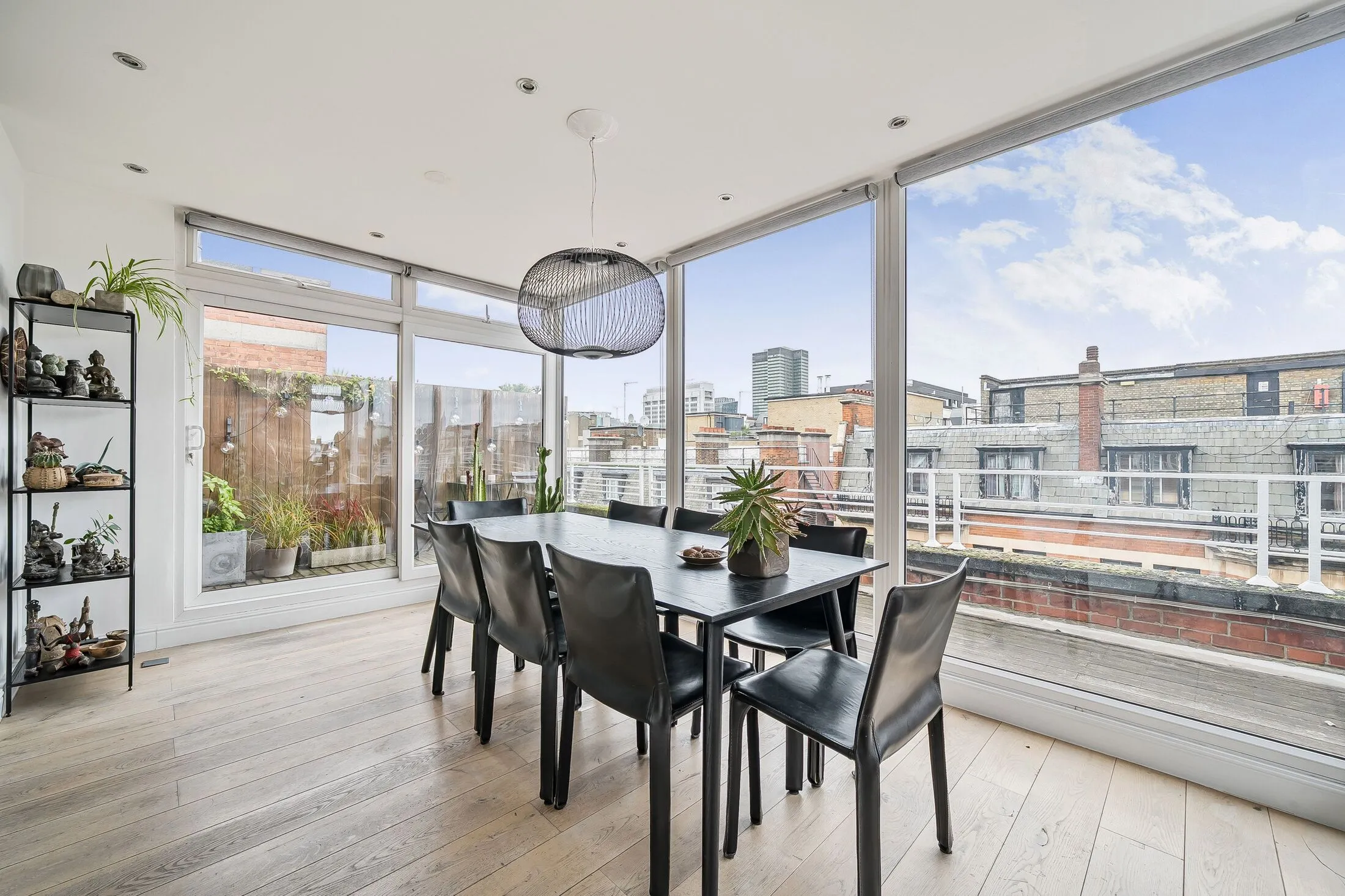 Flat Bridford Mews in City of Westminster