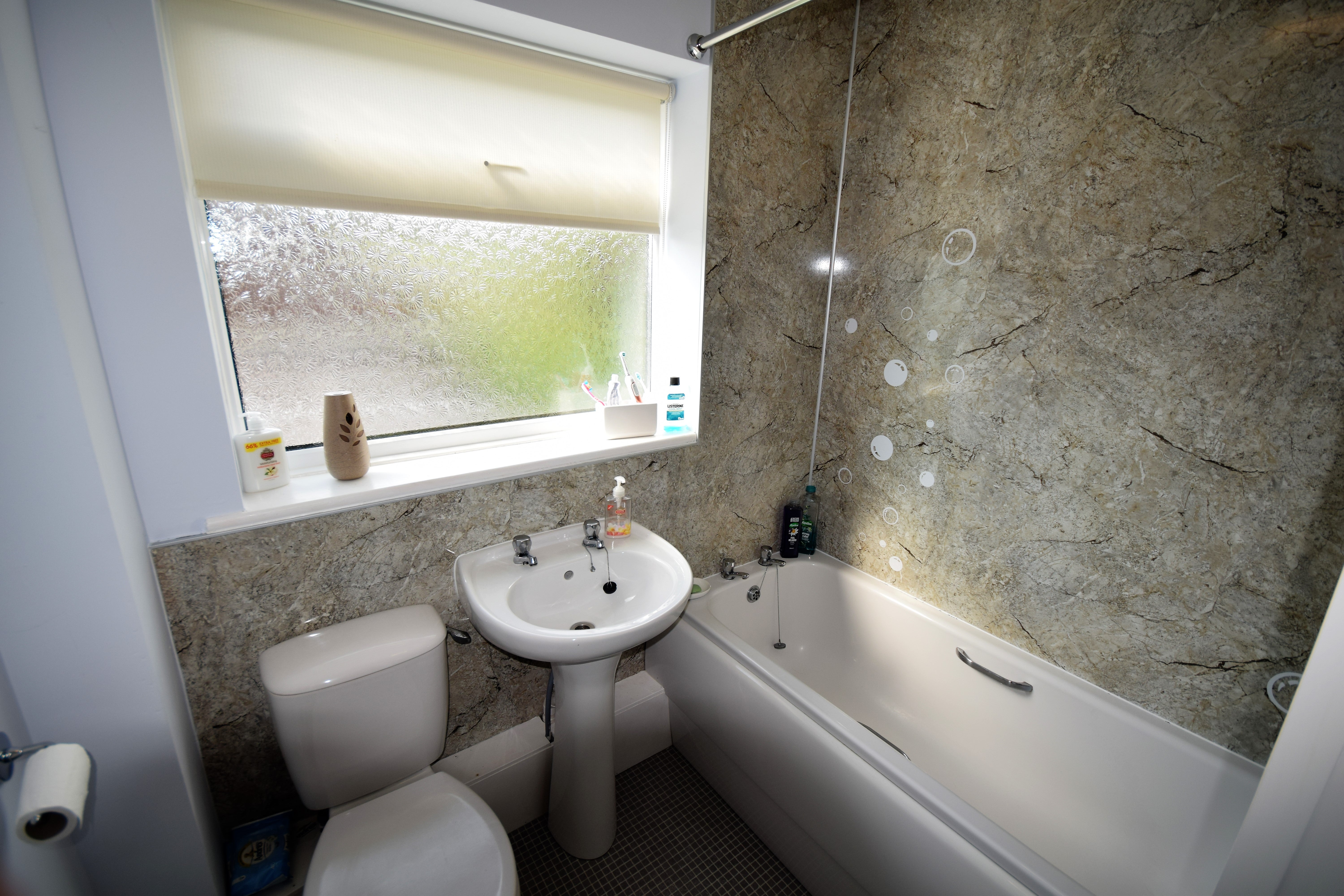 Flat Hebden Avenue in Carlisle