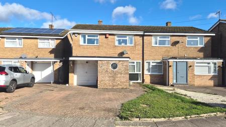 House Allen Close in Dunstable