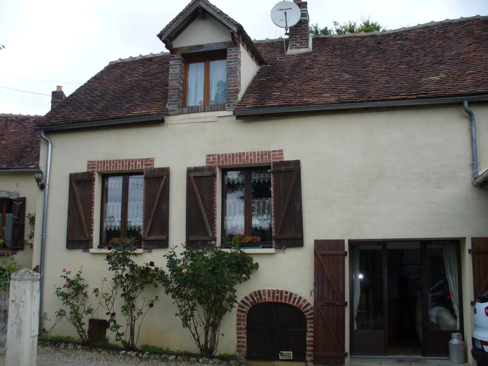 House Impasse des Côtes Blanches in Villeneuve-sur-Yonne