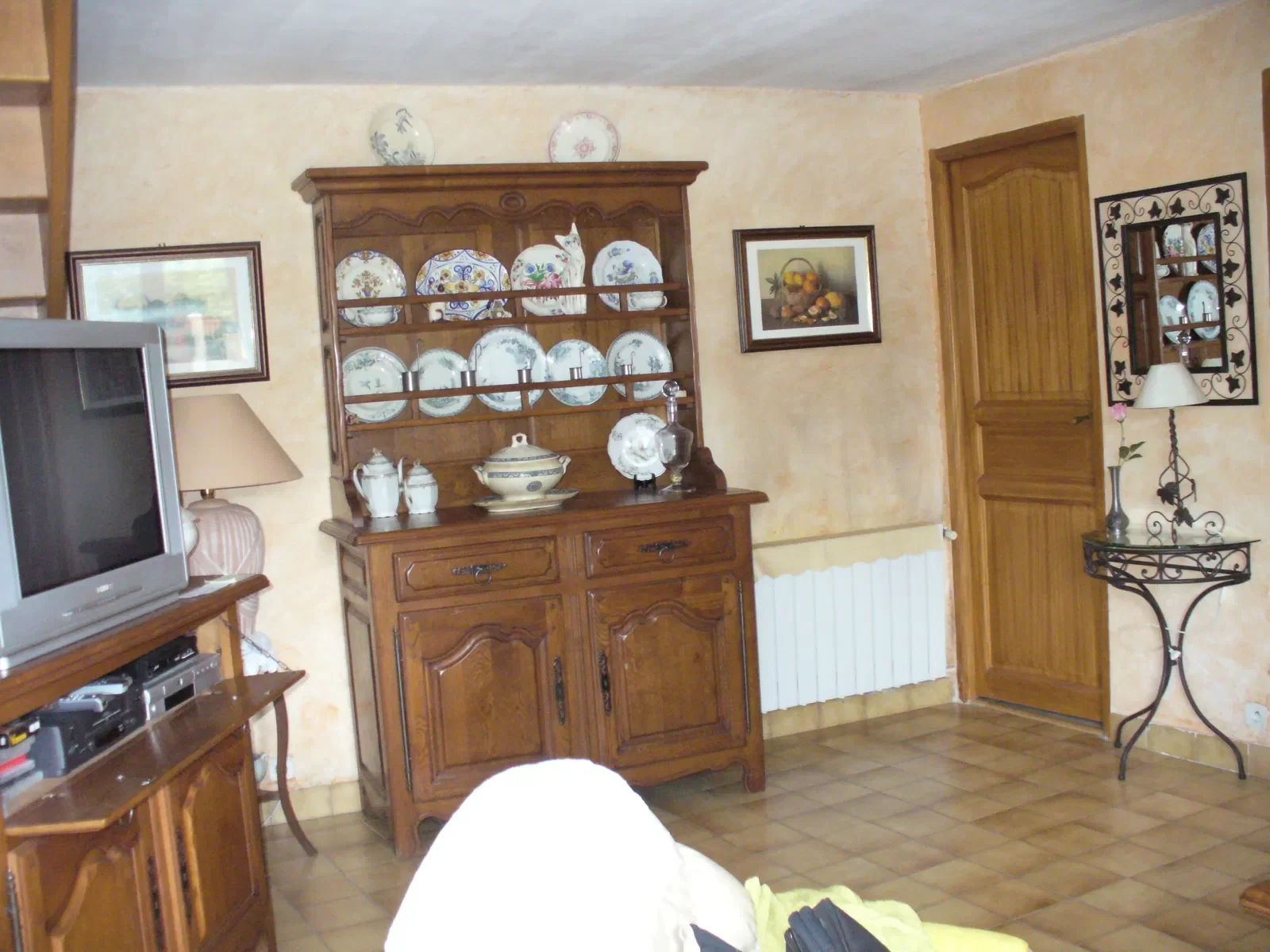 House Impasse des Côtes Blanches in Villeneuve-sur-Yonne