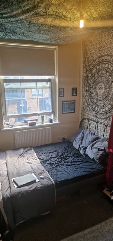 Room Leagrave Street in Greater London