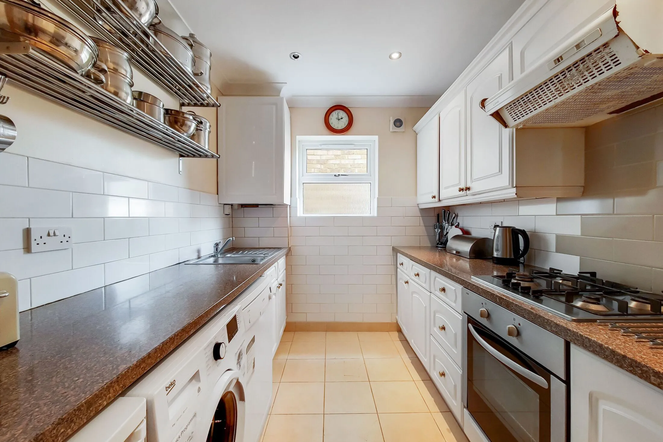 House Worthington Road in Greater London