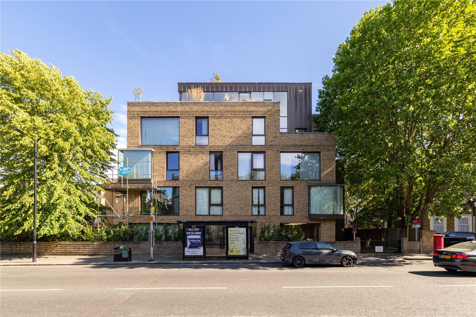 Flat Elgin Avenue in City of Westminster