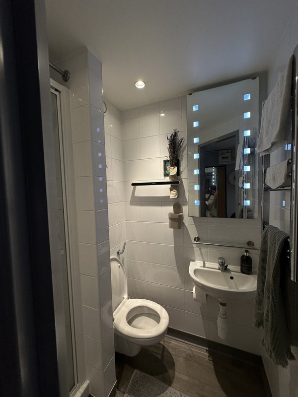 Room Glasshouse Yard in Greater London