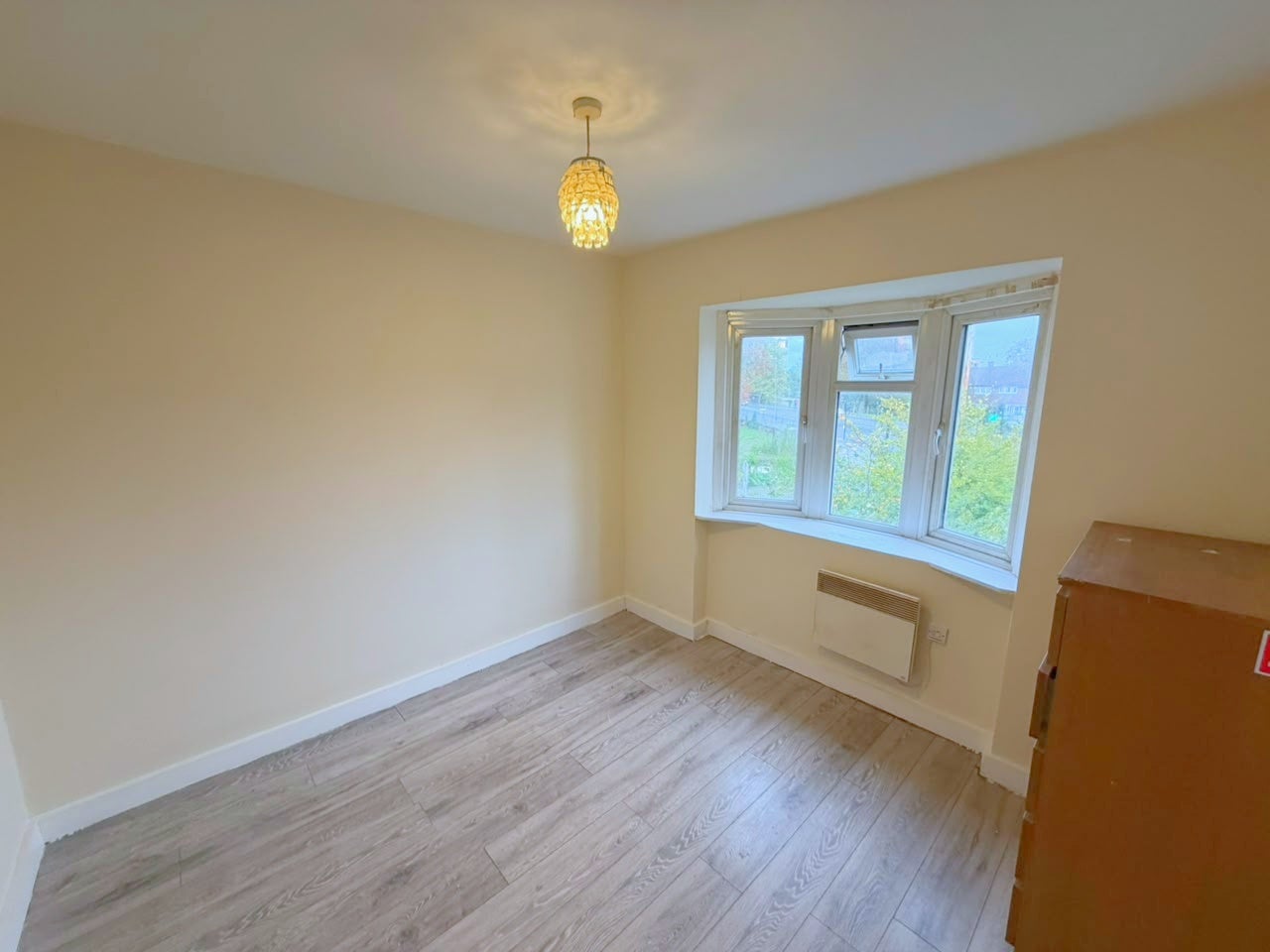 Flat Southend Lane in Greater London