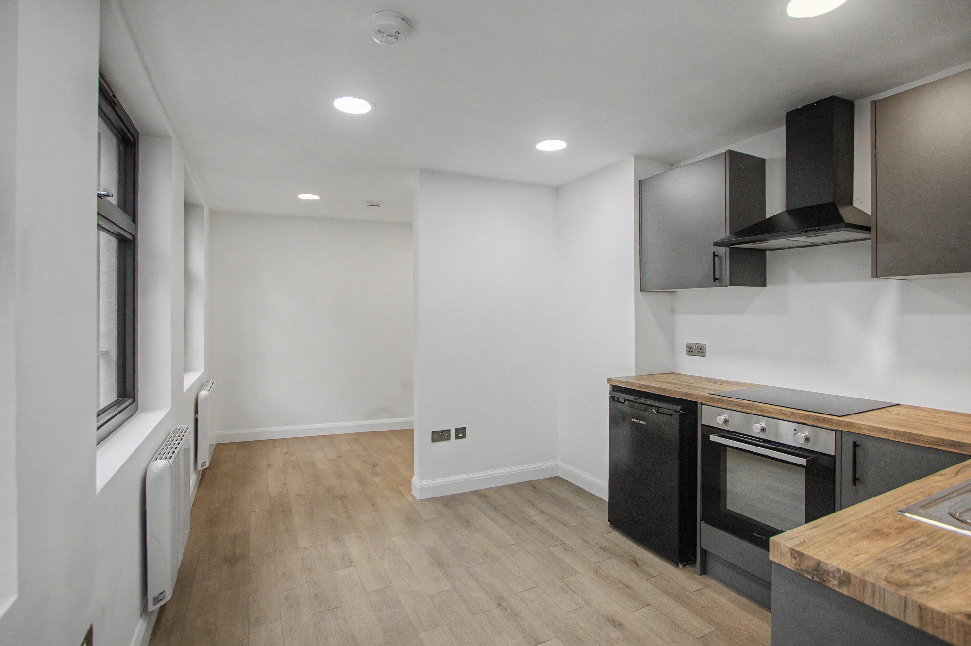 Flat Dunstable Place in Luton