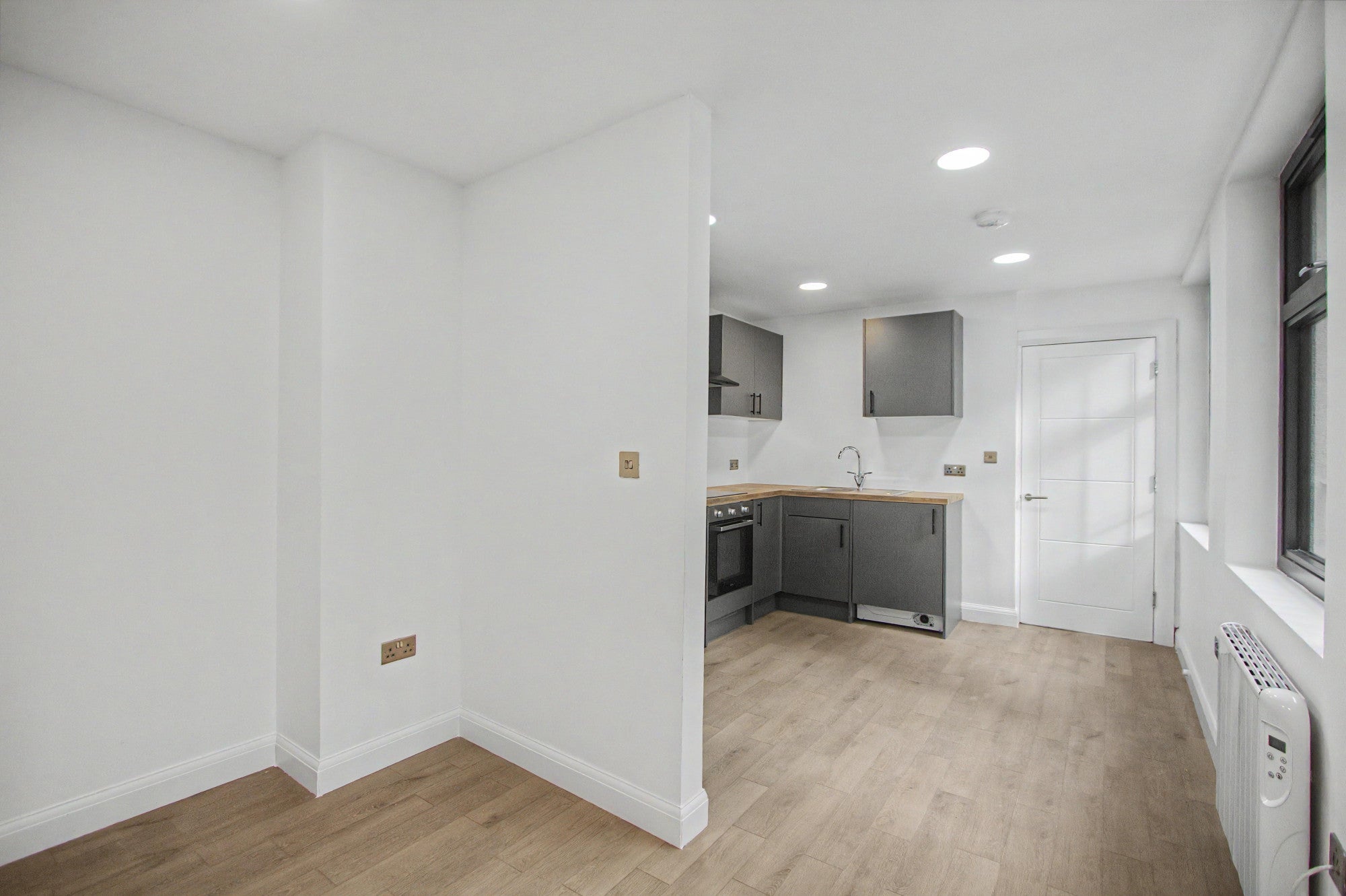 Flat Dunstable Place in Luton