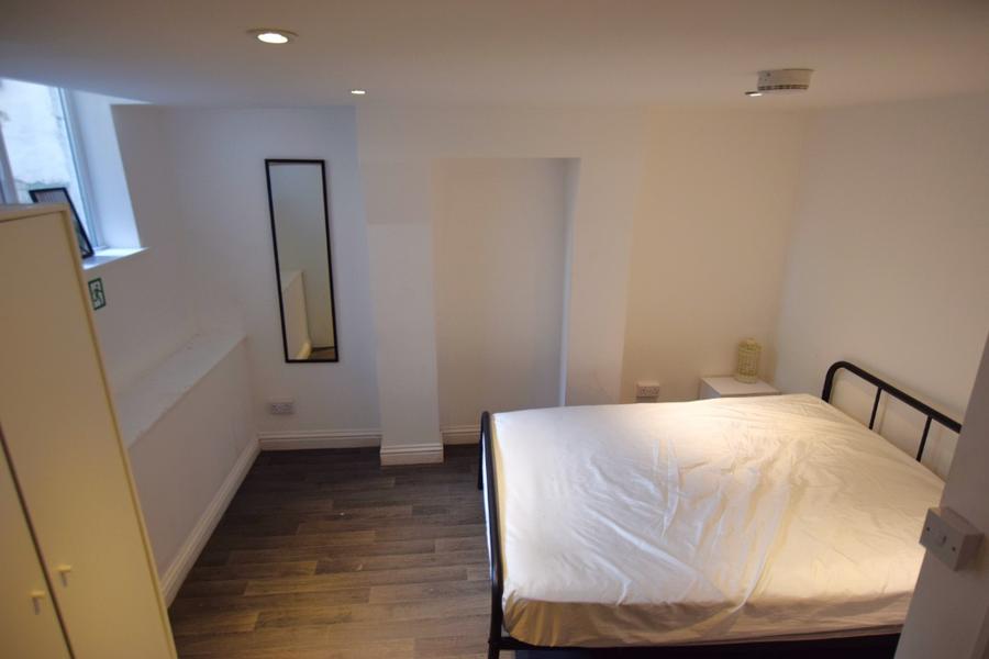 Room Stimpson Avenue in Northampton