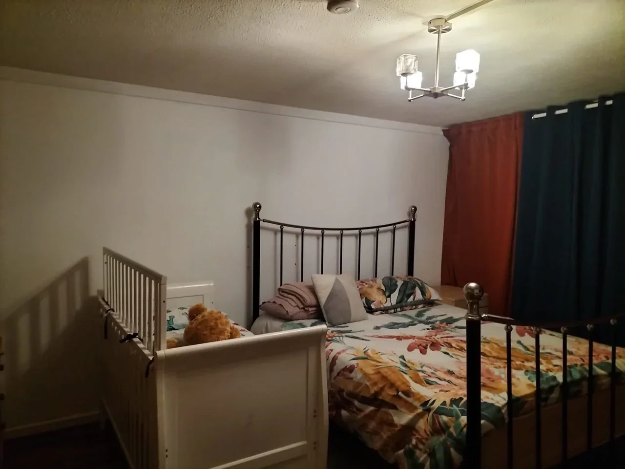 Flat Sadler Close in Greater London