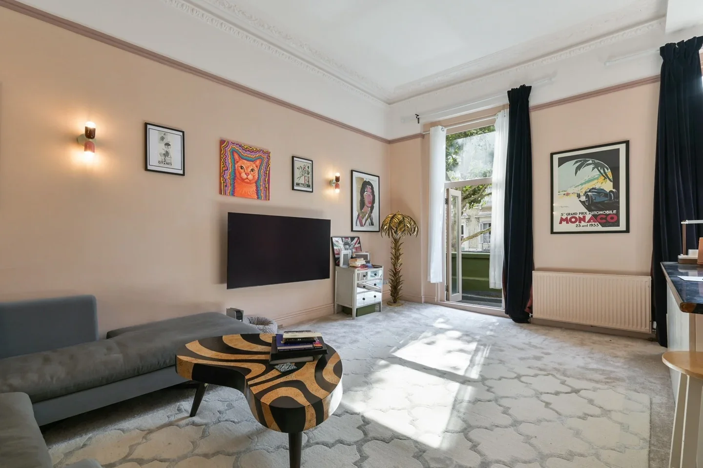 Flat Ladbroke Grove in Greater London
