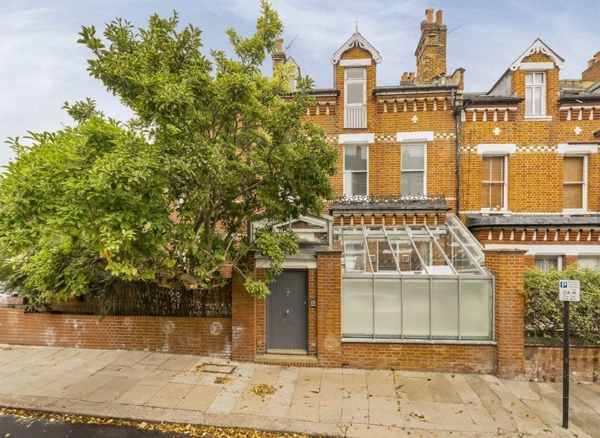 House Rudall Crescent in Greater London