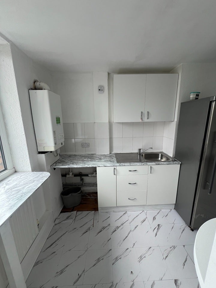 Flat Linacre Lane in Bootle