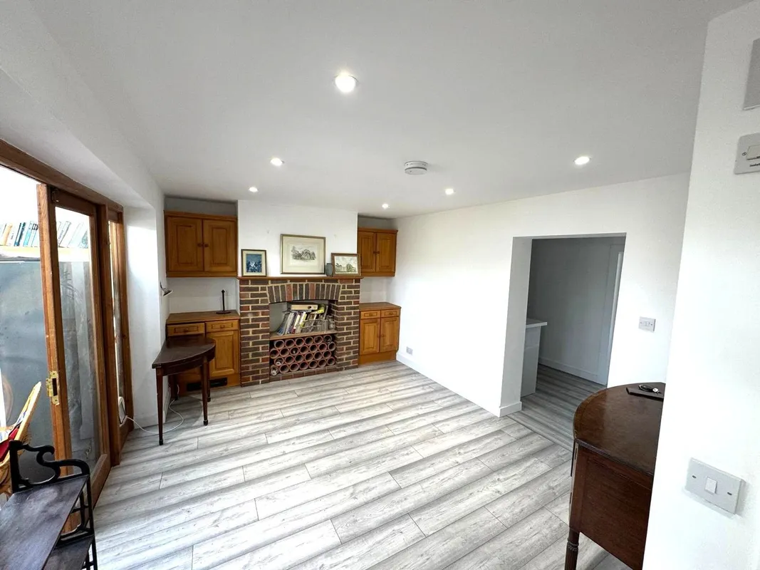 House Fallowfield Close in Greater London