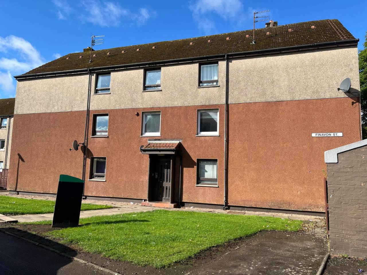 Flat Finavon Street in Dundee