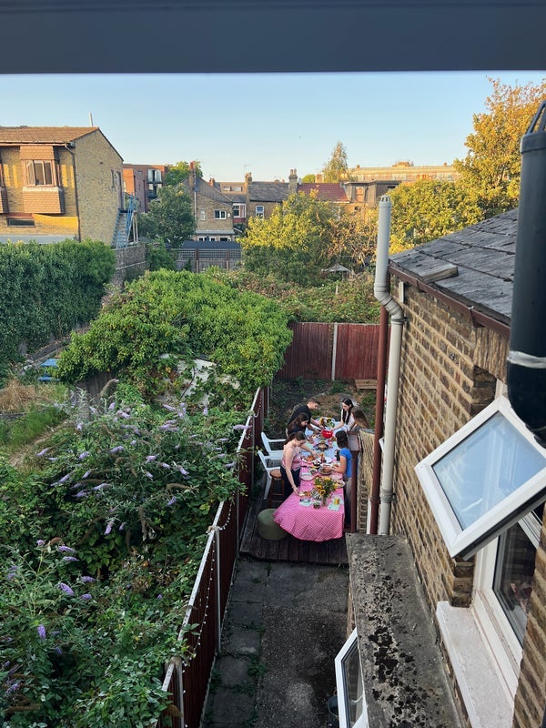 Room Longley Road in Greater London